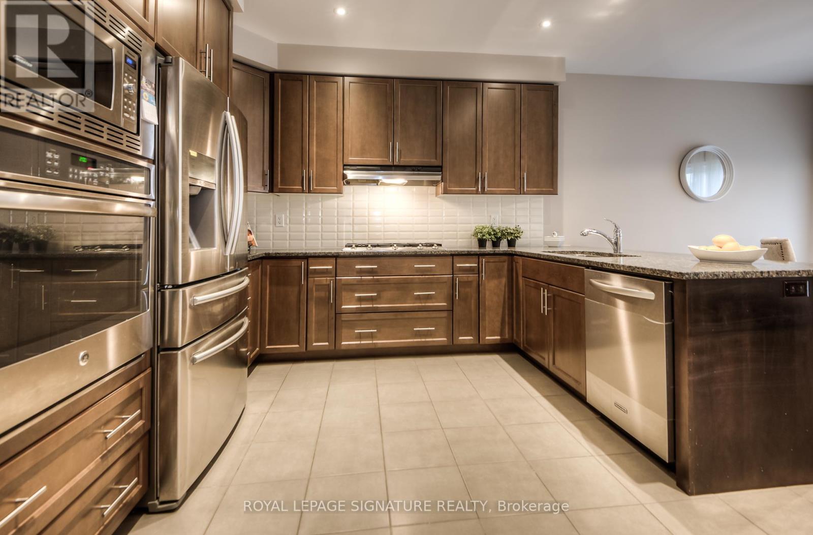 102 Coopershawk Street, Kitchener, Ontario N2K 4J8 - Photo 6 - X13667262