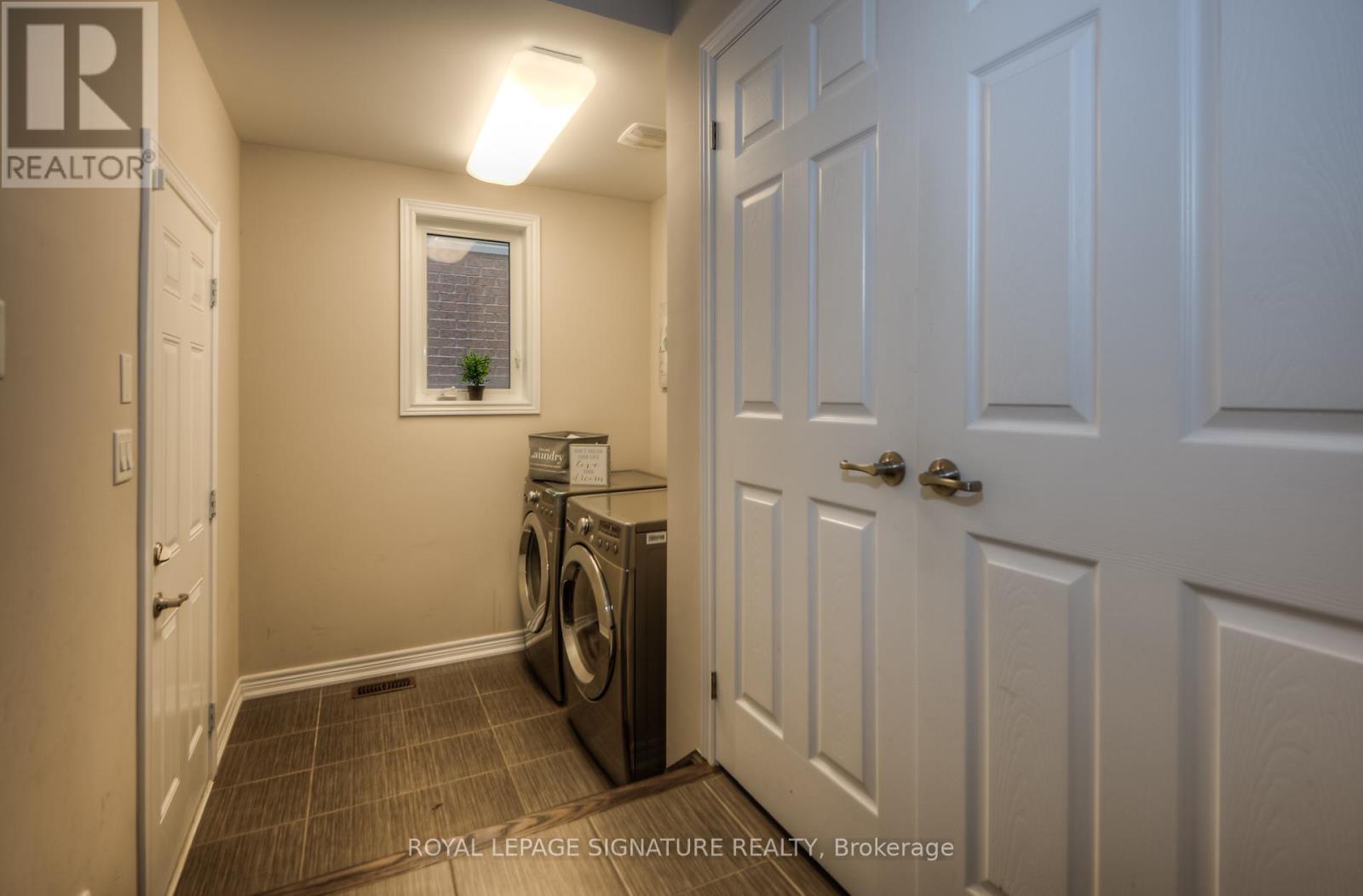 102 Coopershawk Street, Kitchener, Ontario N2K 4J8 - Photo 7 - X13667262