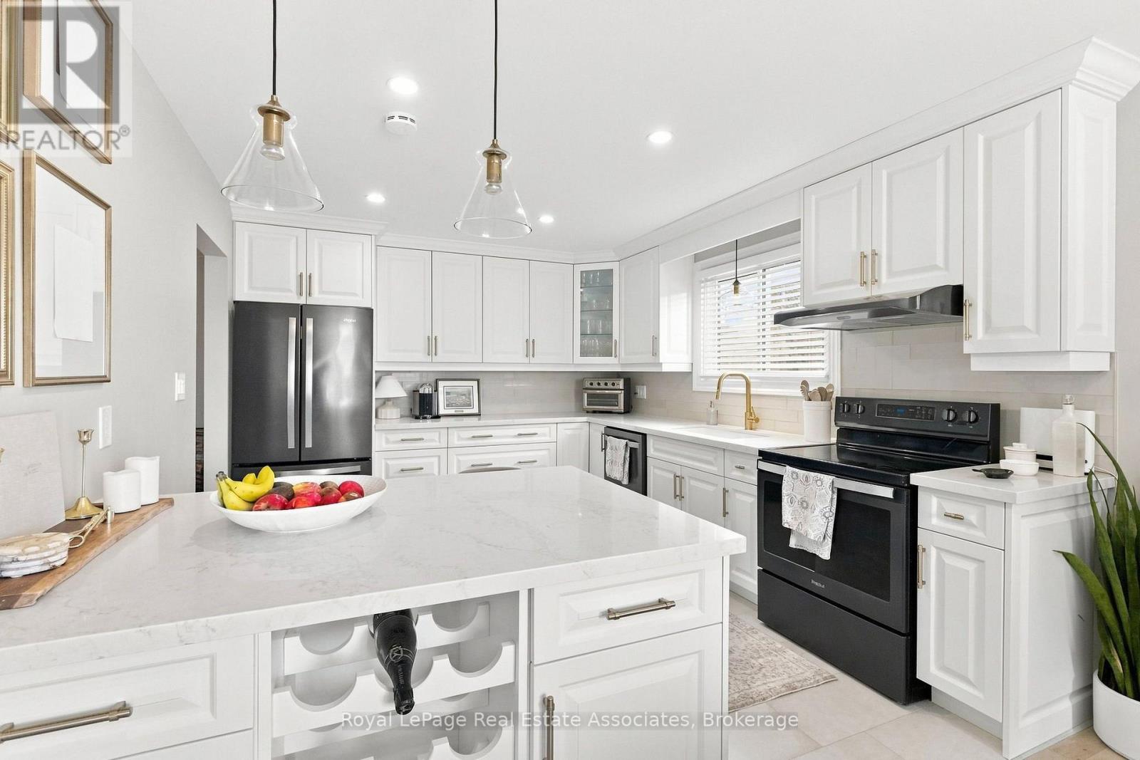 15 Quay Court, Hamilton, Ontario  L8W 1R2 - Photo 9 - X13667456