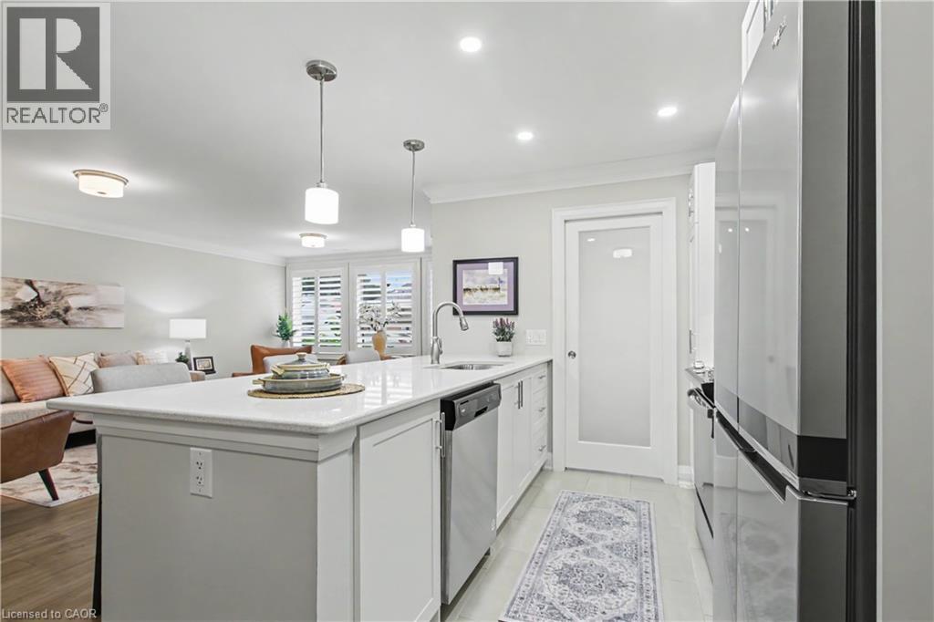 82 Szollosy Circle, Hamilton, Ontario  L9B 1T8 - Photo 7 - 40849511