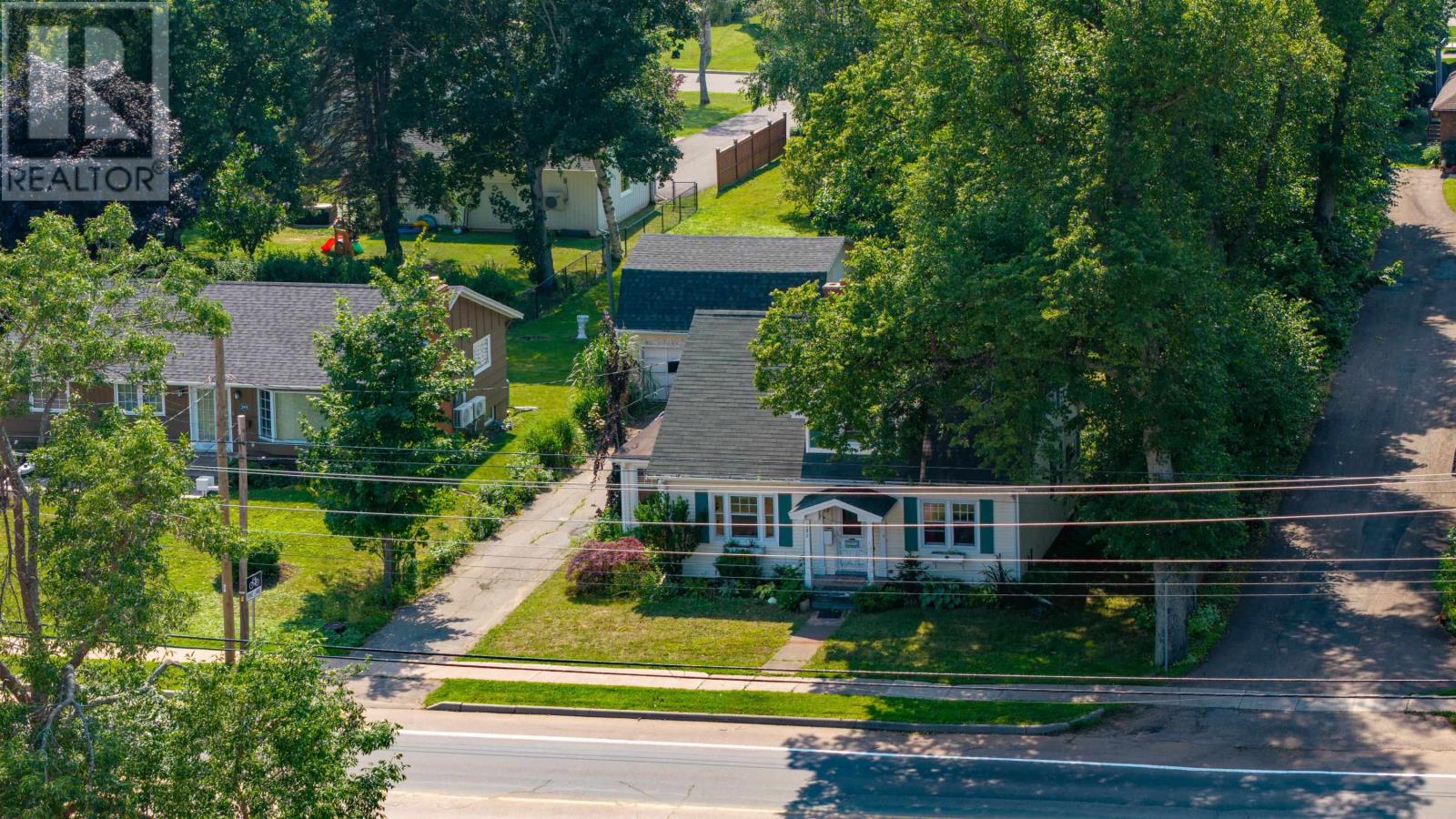 203 North River Road, Charlottetown, Prince Edward Island  C1A 3L4 - Photo 2 - 202620376