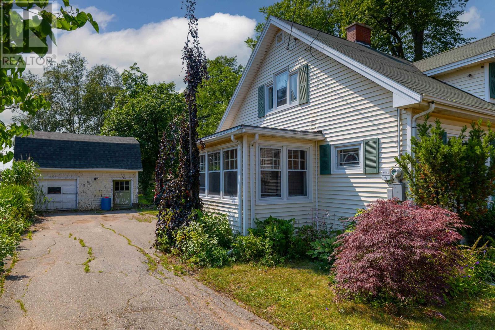 203 North River Road, Charlottetown, Prince Edward Island  C1A 3L4 - Photo 5 - 202620376