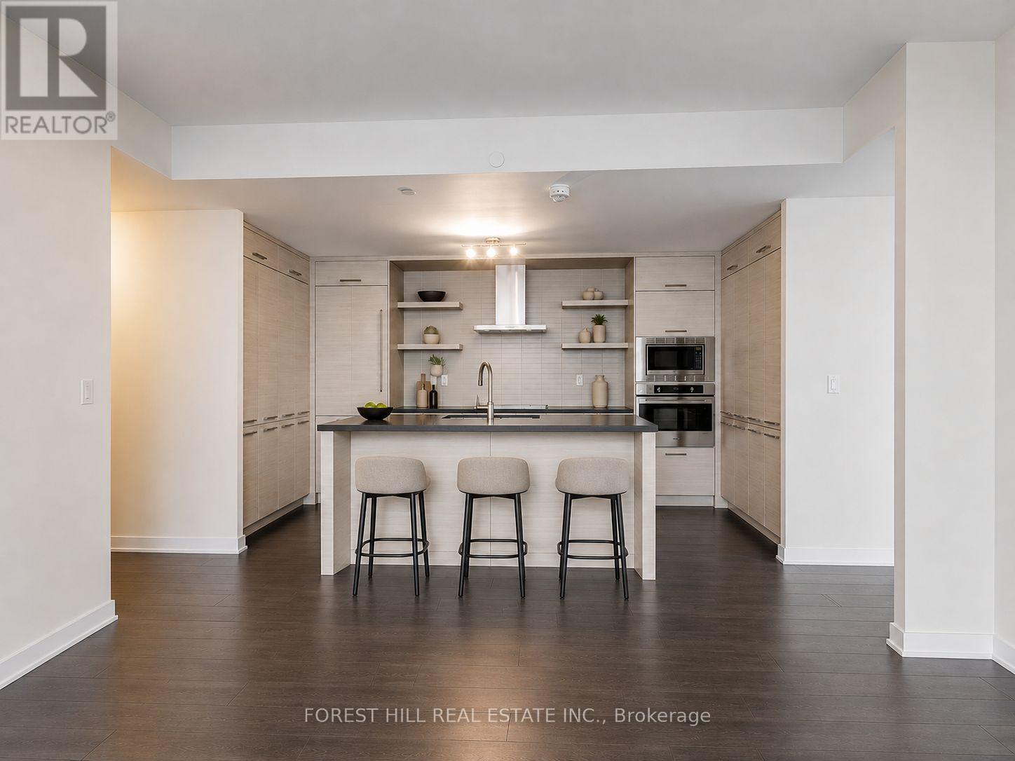5702 - 2221 YONGE STREET Toronto (Mount Pleasant West), ON M4S 2B4
