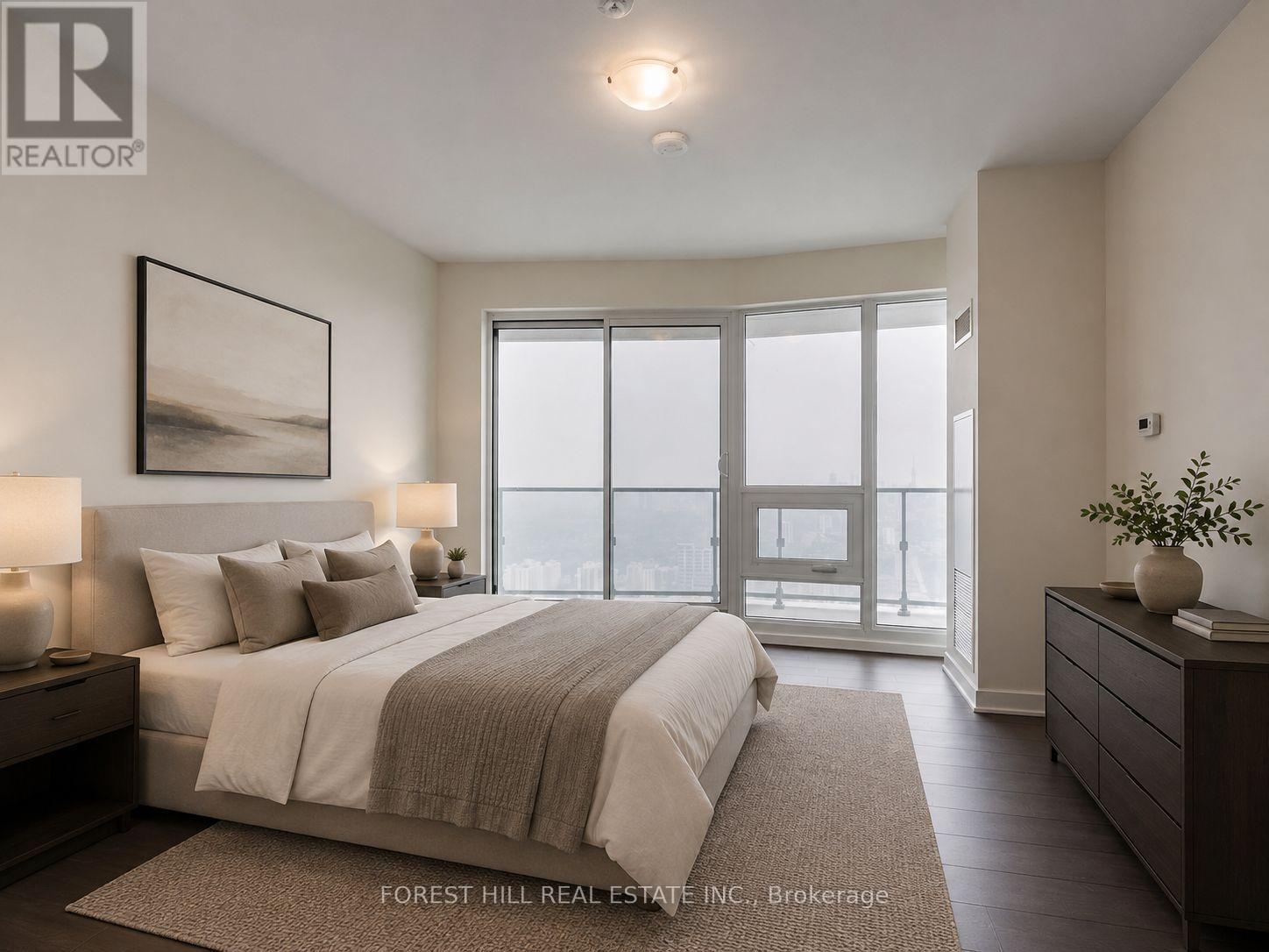5702 - 2221 YONGE STREET Toronto (Mount Pleasant West), ON M4S 2B4