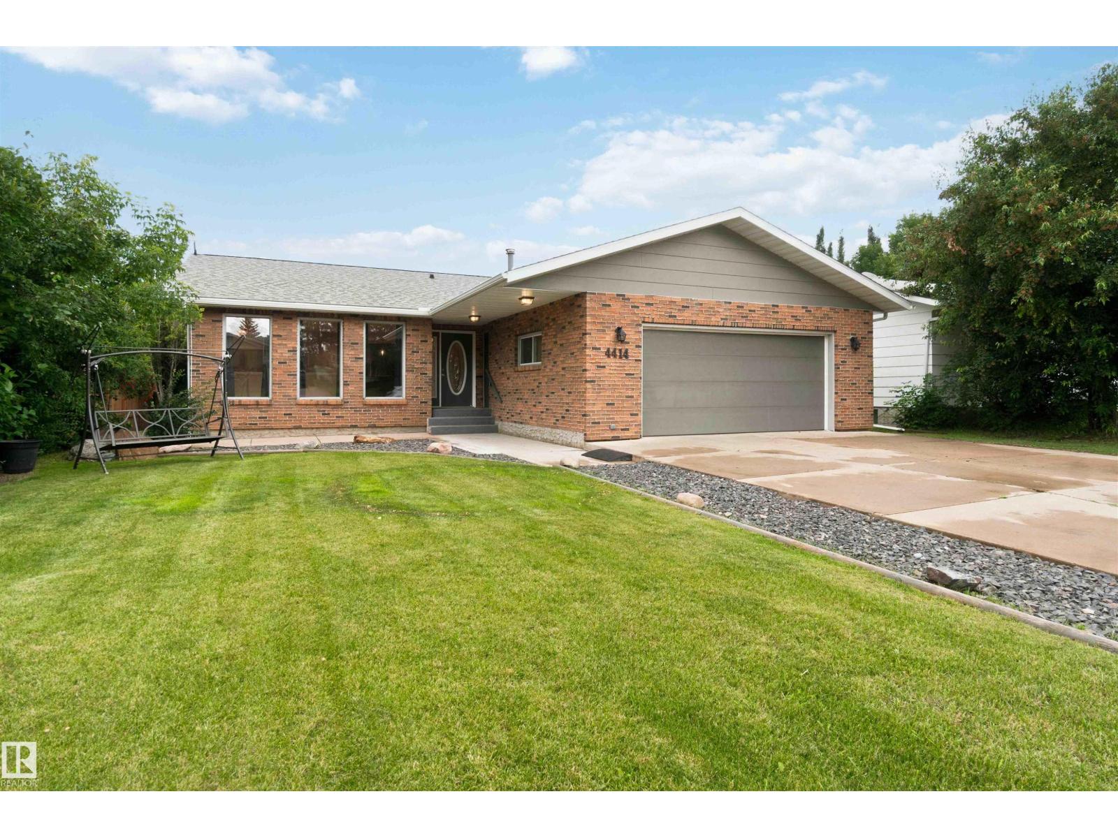 4414 53A, smoky lake town, Alberta