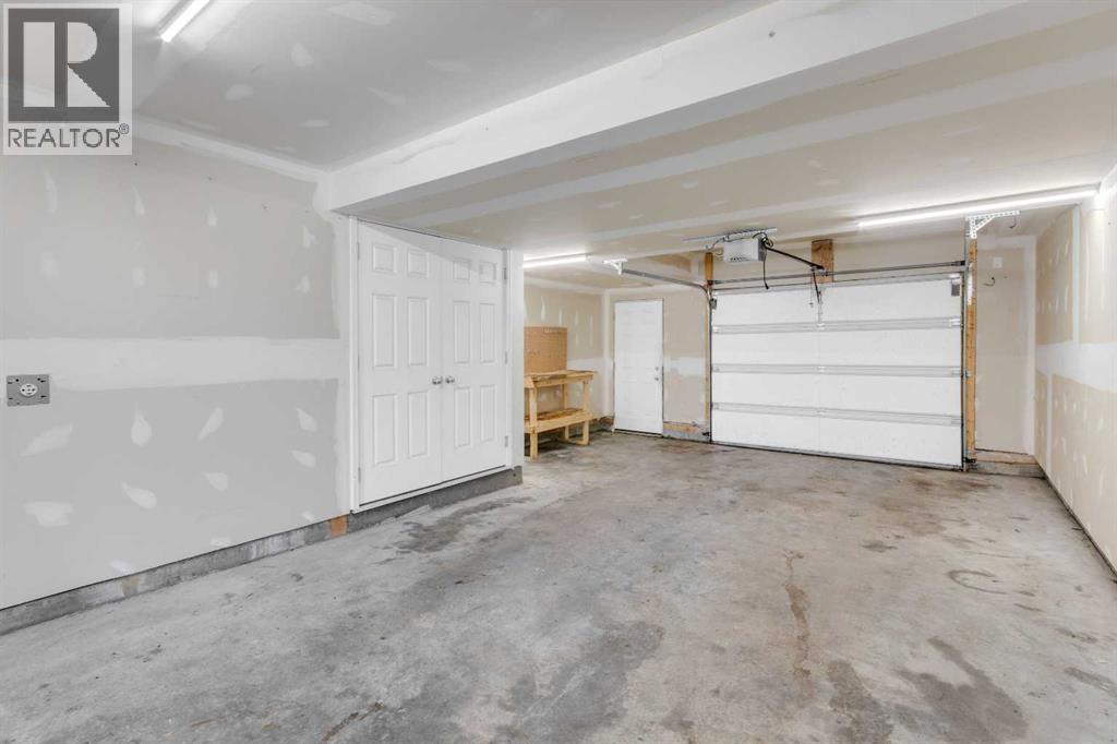 140 Sundown Road, Cochrane, Alberta  T4C 2M5 - Photo 25 - A2306412