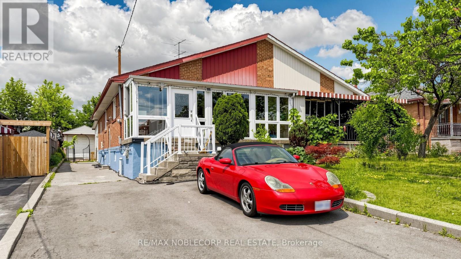 95 Snowood Court, Toronto, Ontario  M3N 1E7 - Photo 43 - W13622260