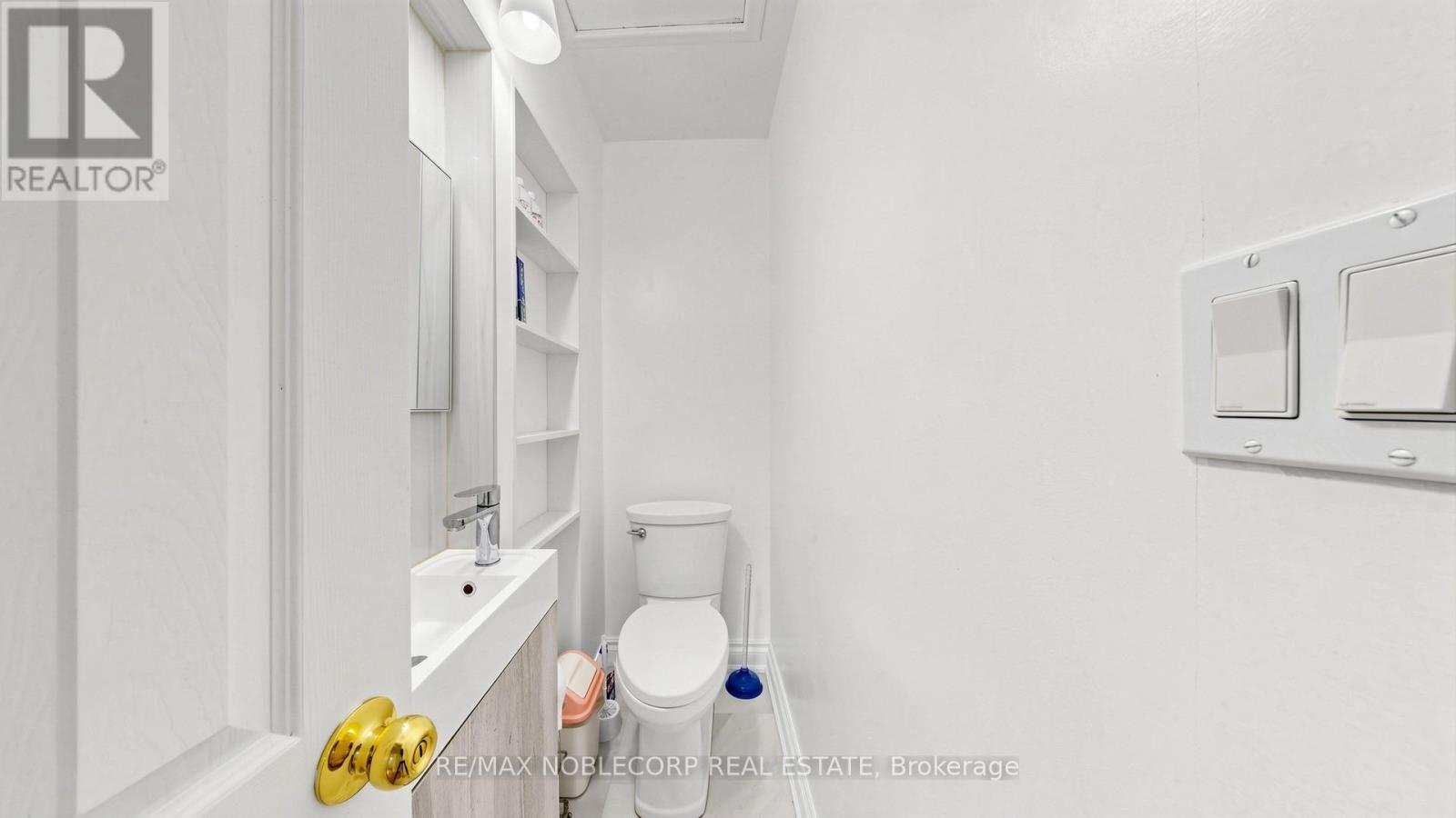 95 Snowood Court, Toronto, Ontario  M3N 1E7 - Photo 27 - W13622260