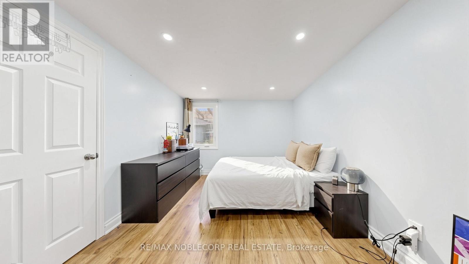 95 Snowood Court, Toronto, Ontario  M3N 1E7 - Photo 13 - W13622260