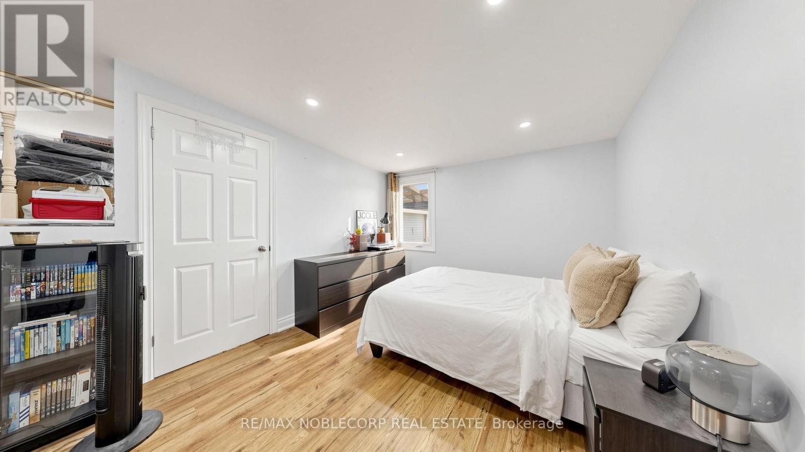 95 Snowood Court, Toronto, Ontario  M3N 1E7 - Photo 14 - W13622260