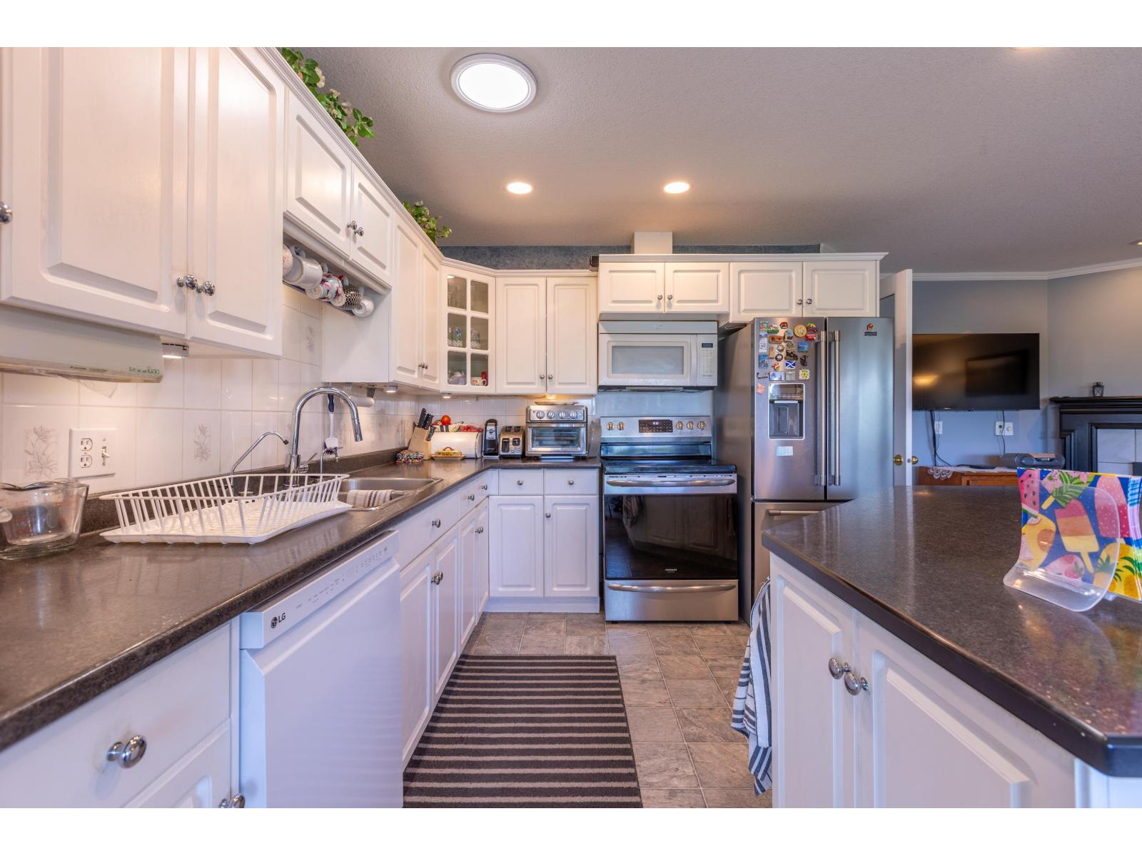 2901 Southern Place, Abbotsford, British Columbia  V2T 5H7 - Photo 12 - R3154586
