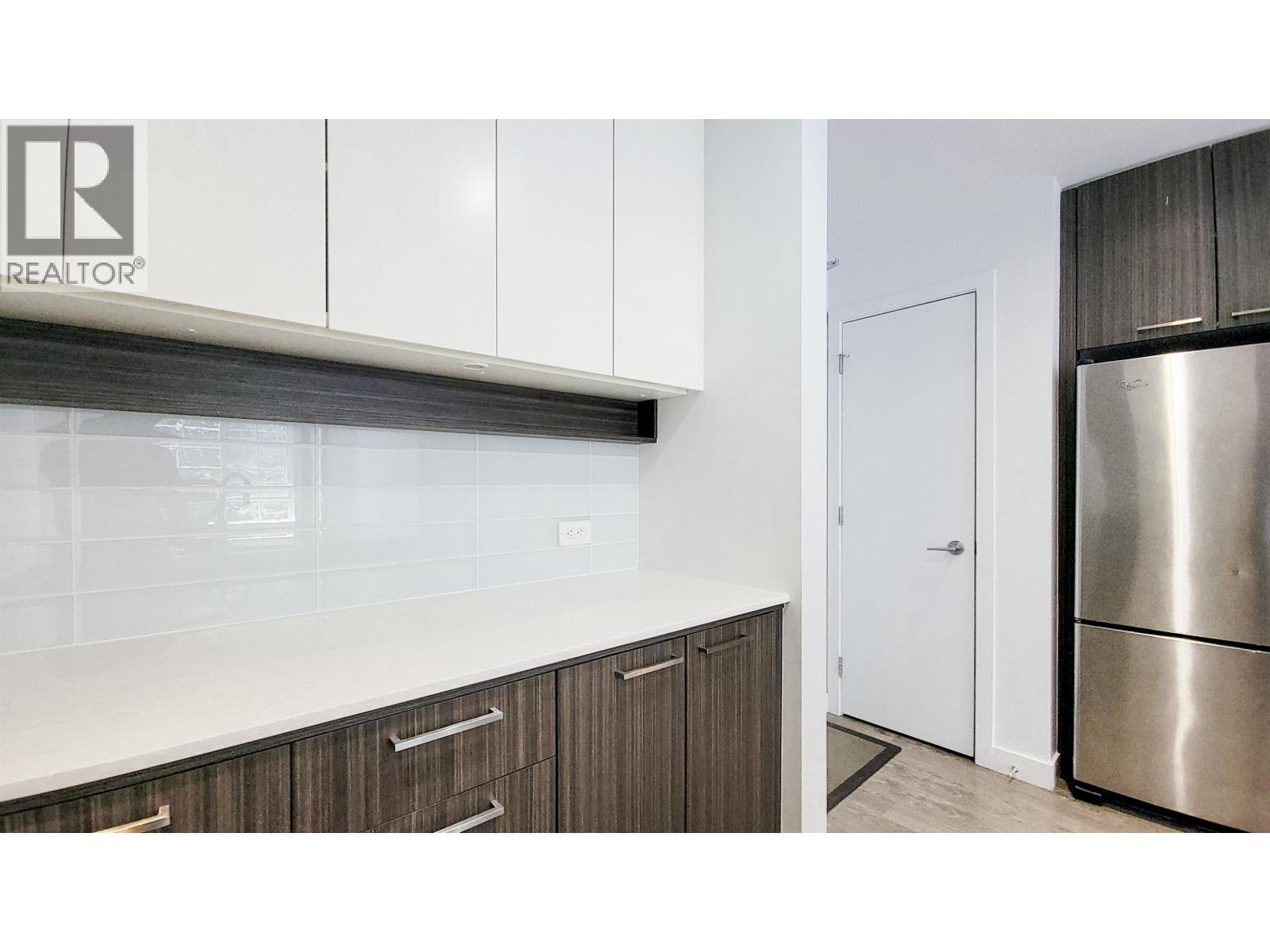 210 608 Como Lake Avenue, Coquitlam, British Columbia  V3J 0B2 - Photo 9 - R3154769