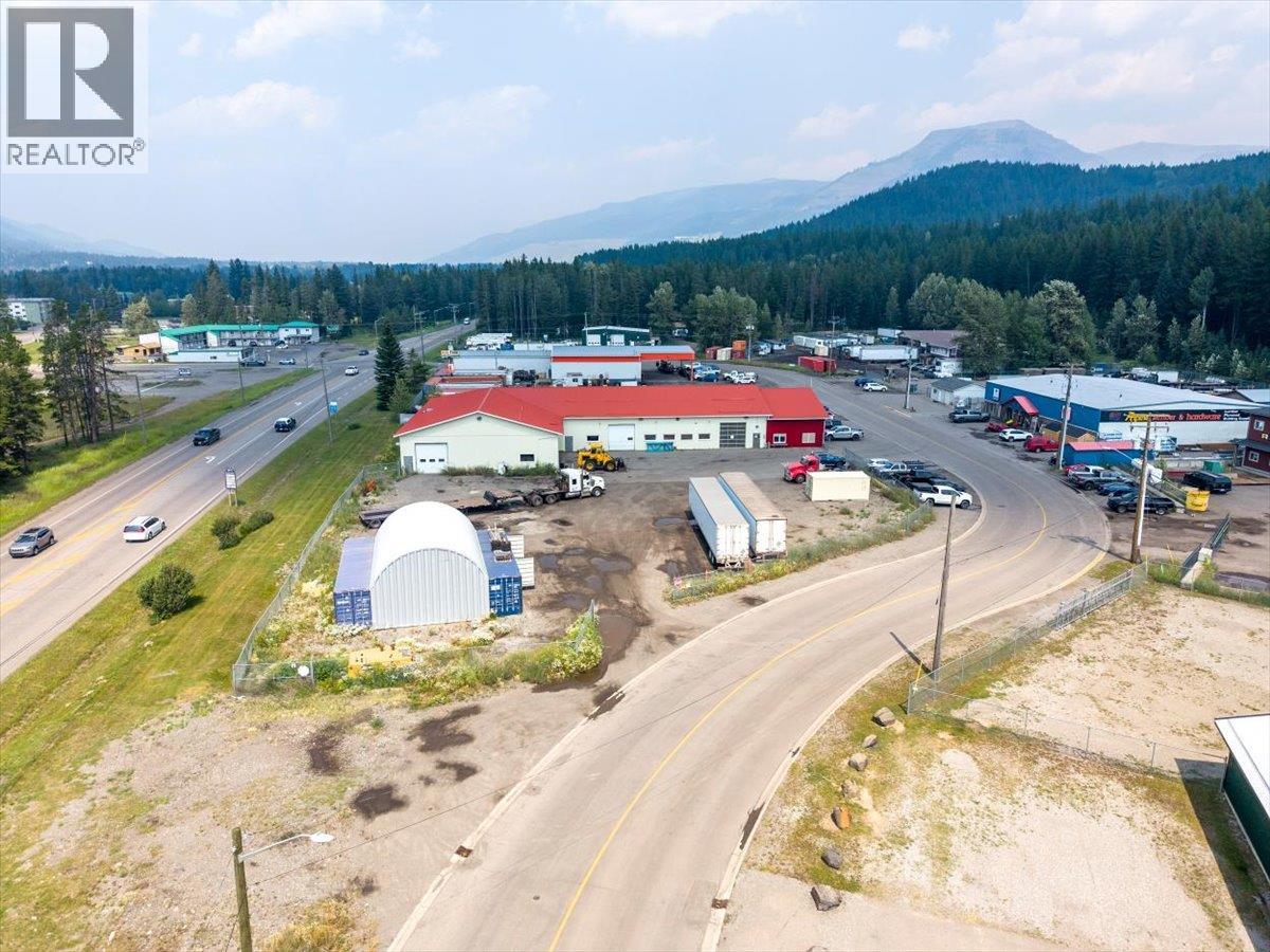 641 Sparwood Drive, Sparwood, British Columbia  V0B 2G1 - Photo 2 - 10396013