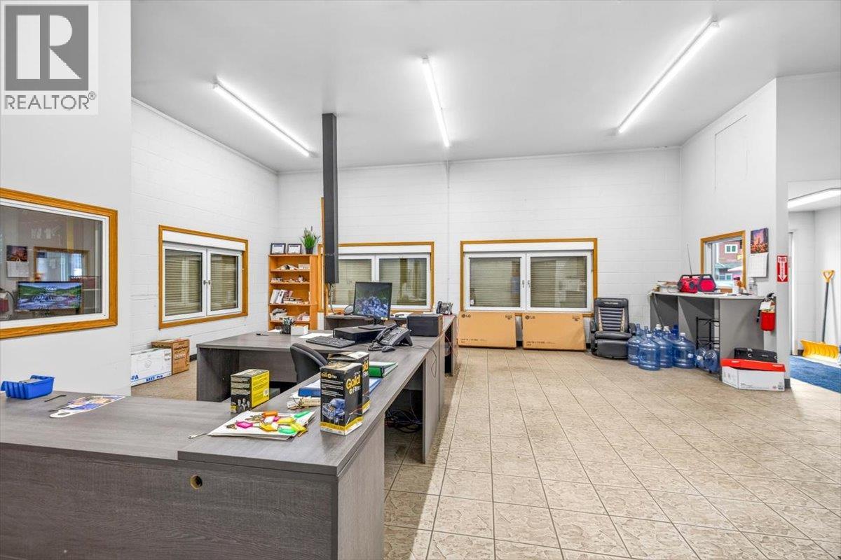 641 Sparwood Drive, Sparwood, British Columbia  V0B 2G1 - Photo 17 - 10396013