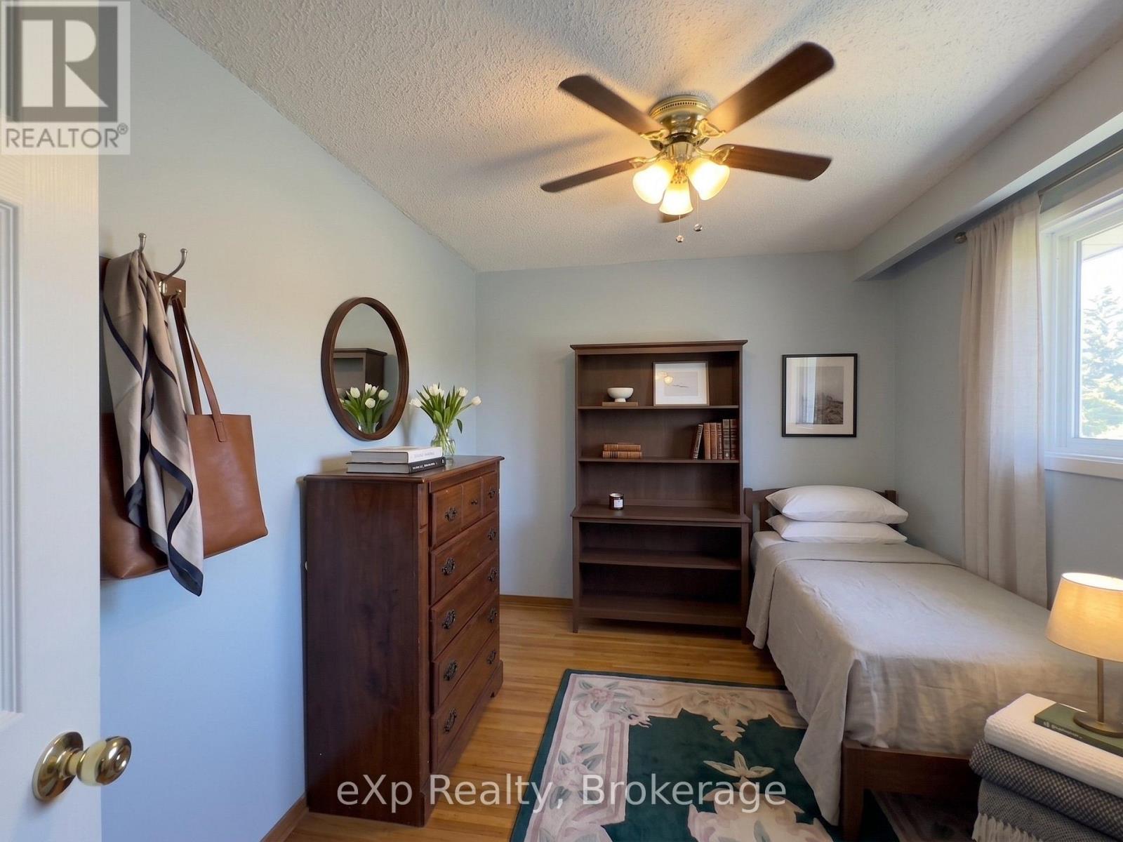 7601 Lockington Crescent, Mississauga, Ontario  L4T 2V6 - Photo 11 - W13652368