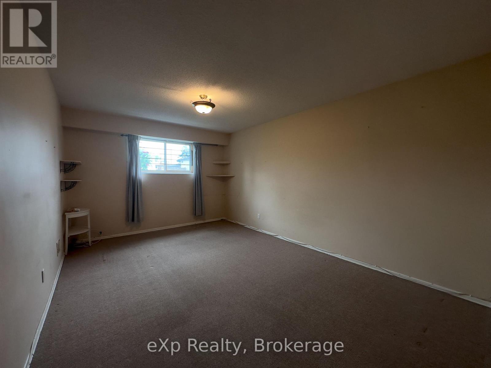 7601 Lockington Crescent, Mississauga, Ontario  L4T 2V6 - Photo 21 - W13652368