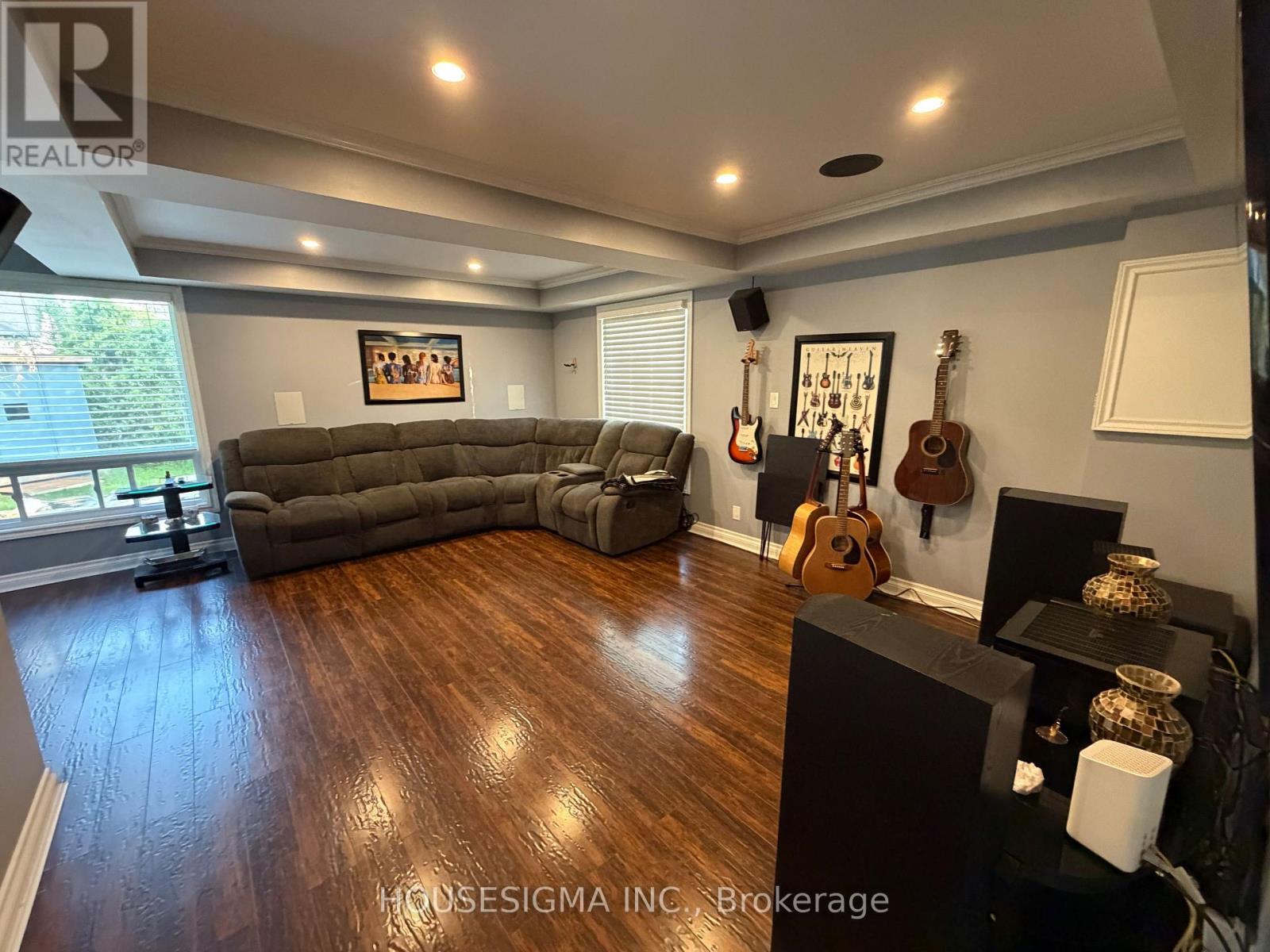 16 Mazepa Place, Oro-Medonte, Ontario  L0L 1T0 - Photo 7 - S13662042