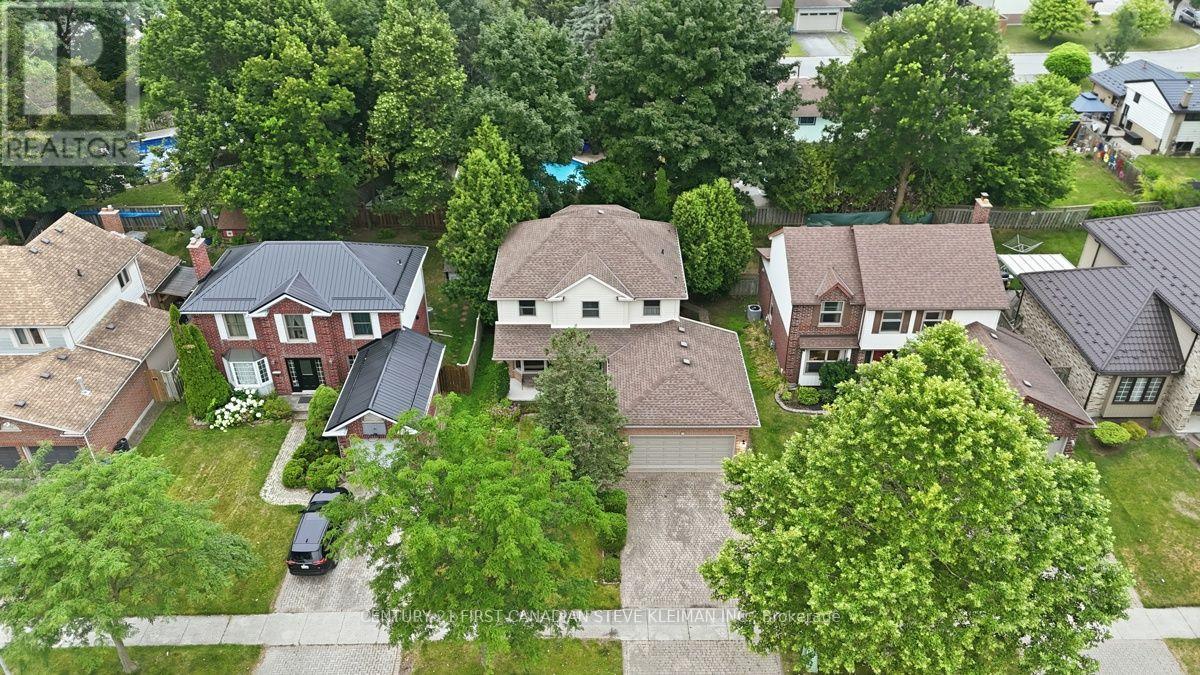 39 MARTINET AVENUE, London East, Ontario