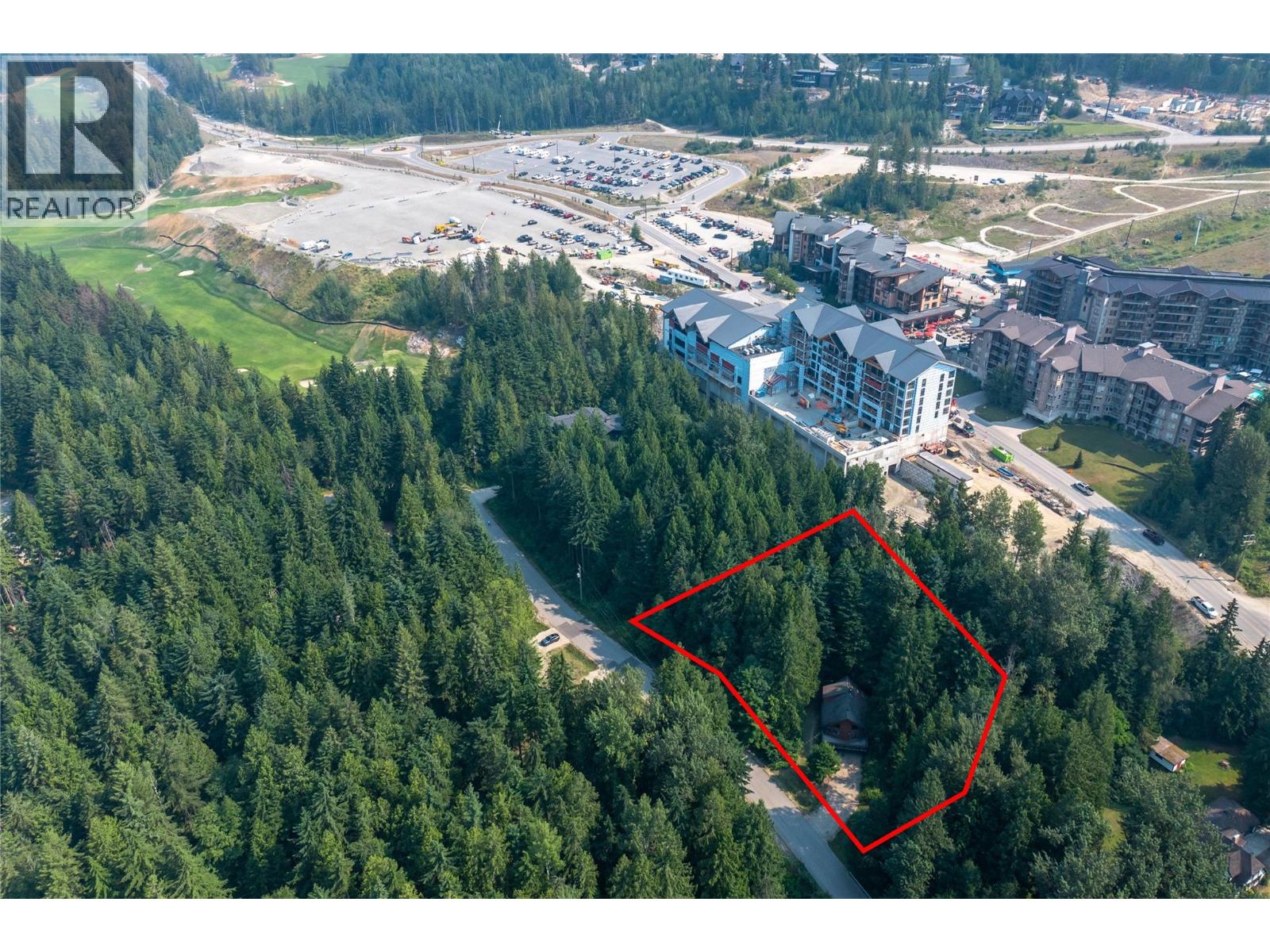 3014 Mcinnes Road, Revelstoke, British Columbia