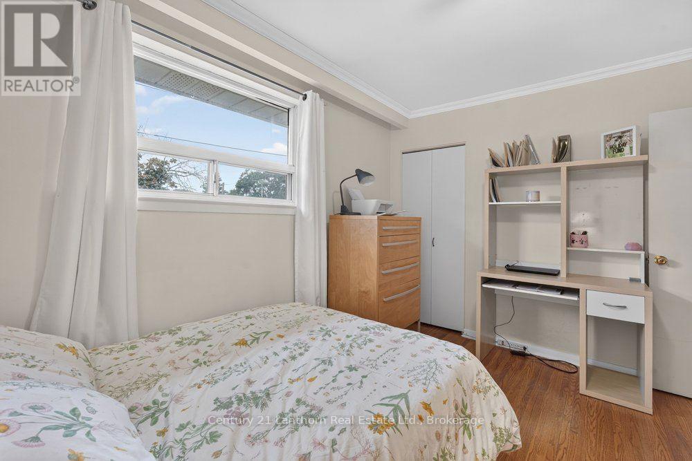 333 Jeffcoat Drive, Toronto, Ontario  M9W 3E4 - Photo 21 - W13667538