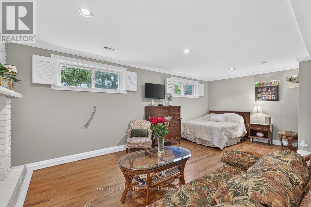 333 Jeffcoat Drive, Toronto, Ontario  M9W 3E4 - Photo 26 - W13667538