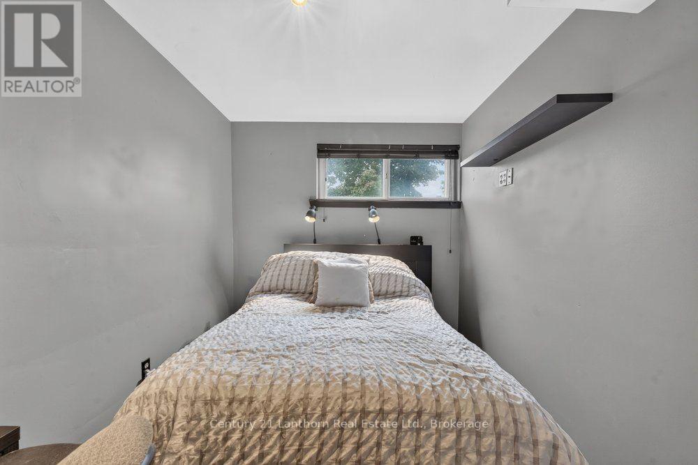 333 Jeffcoat Drive, Toronto, Ontario  M9W 3E4 - Photo 33 - W13667538