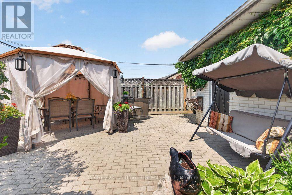 333 Jeffcoat Drive, Toronto, Ontario  M9W 3E4 - Photo 45 - W13667538