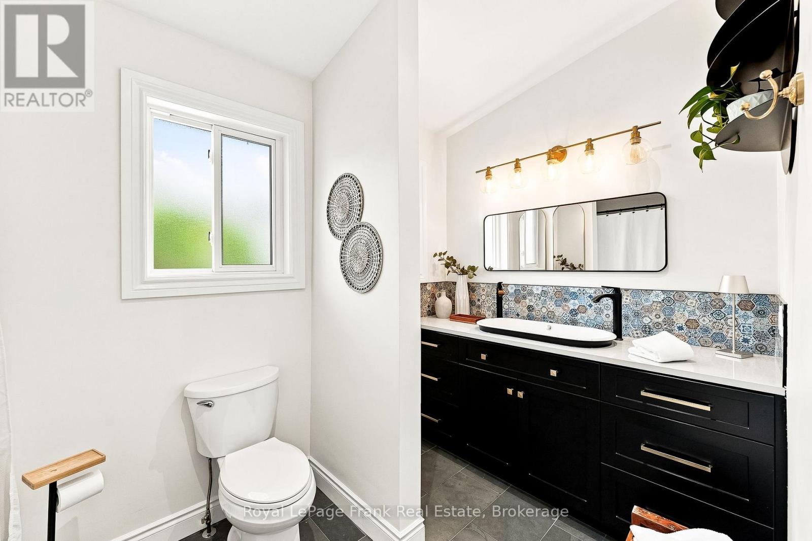 2 Crestwood Avenue, Peterborough, Ontario  K9J 1M8 - Photo 20 - X13667614