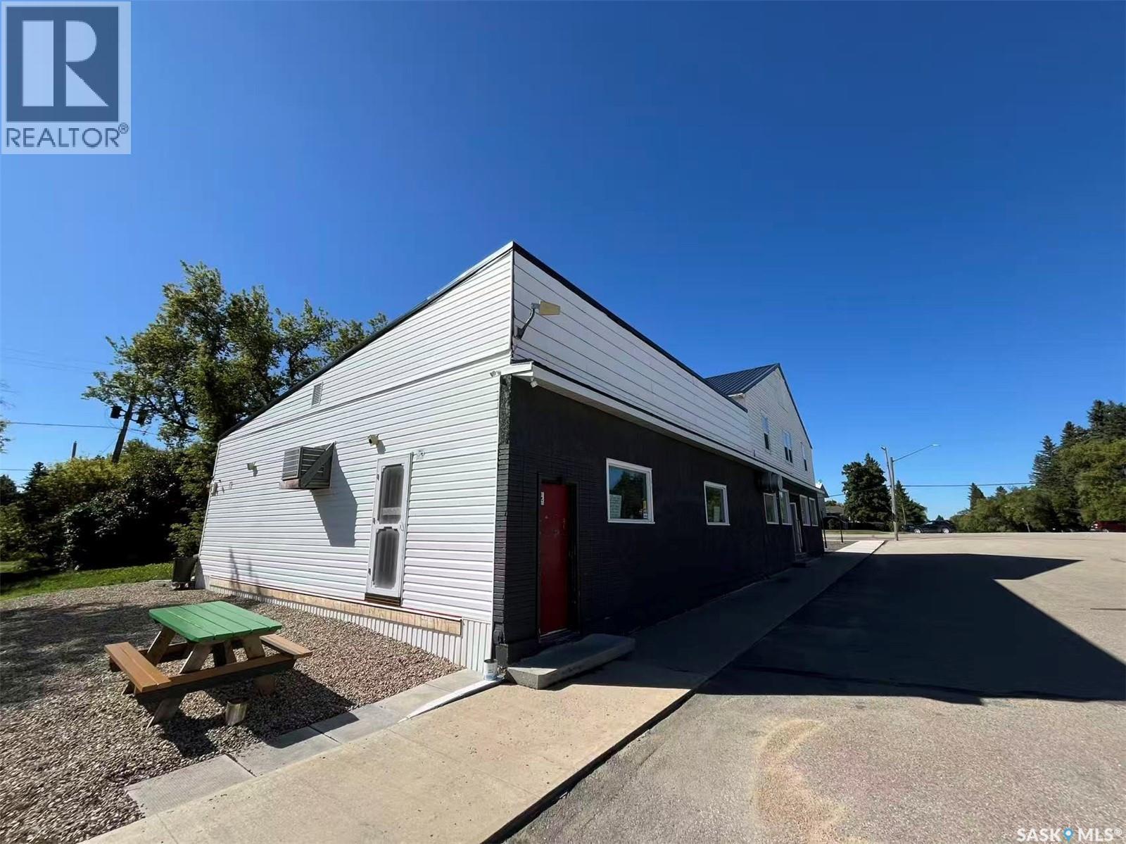109 Centre Street, Middle Lake, Saskatchewan  S0K 2X0 - Photo 3 - SK045370