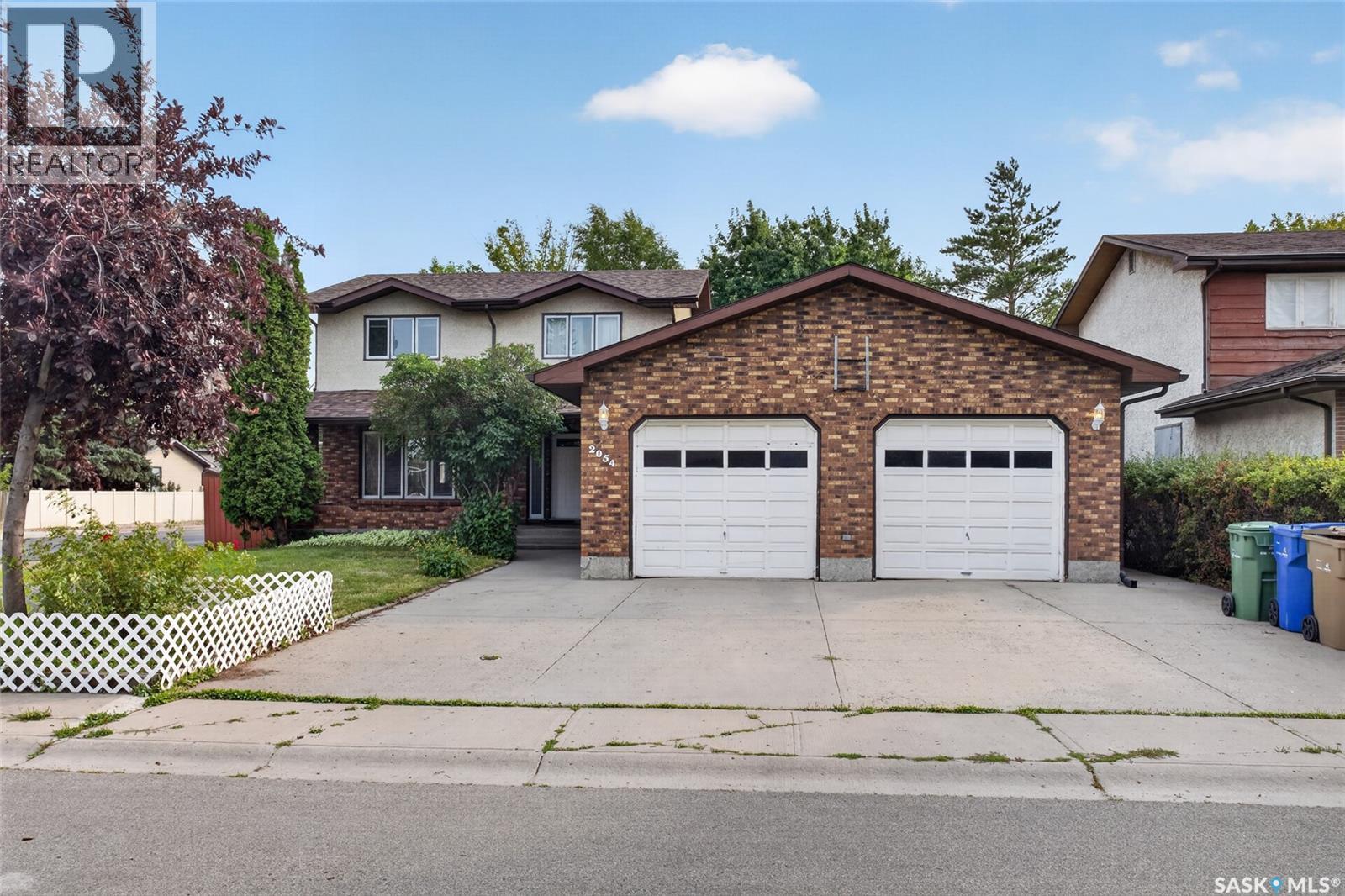 2054 Braun BAY, regina, Saskatchewan