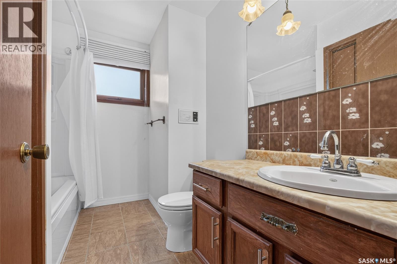 2054 Braun Bay, Regina, Saskatchewan  S4V 0M4 - Photo 33 - SK045369
