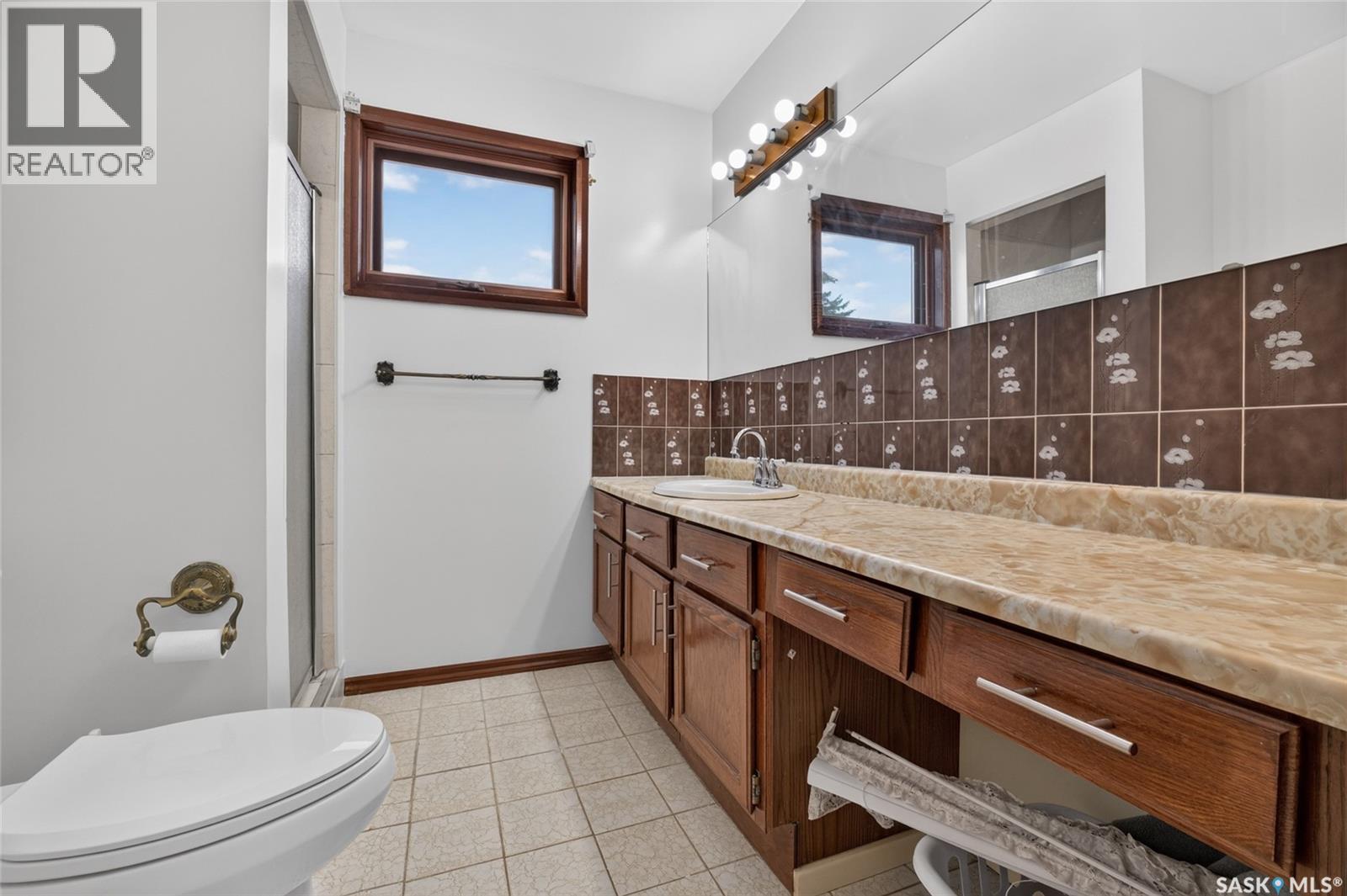 2054 Braun Bay, Regina, Saskatchewan  S4V 0M4 - Photo 37 - SK045369