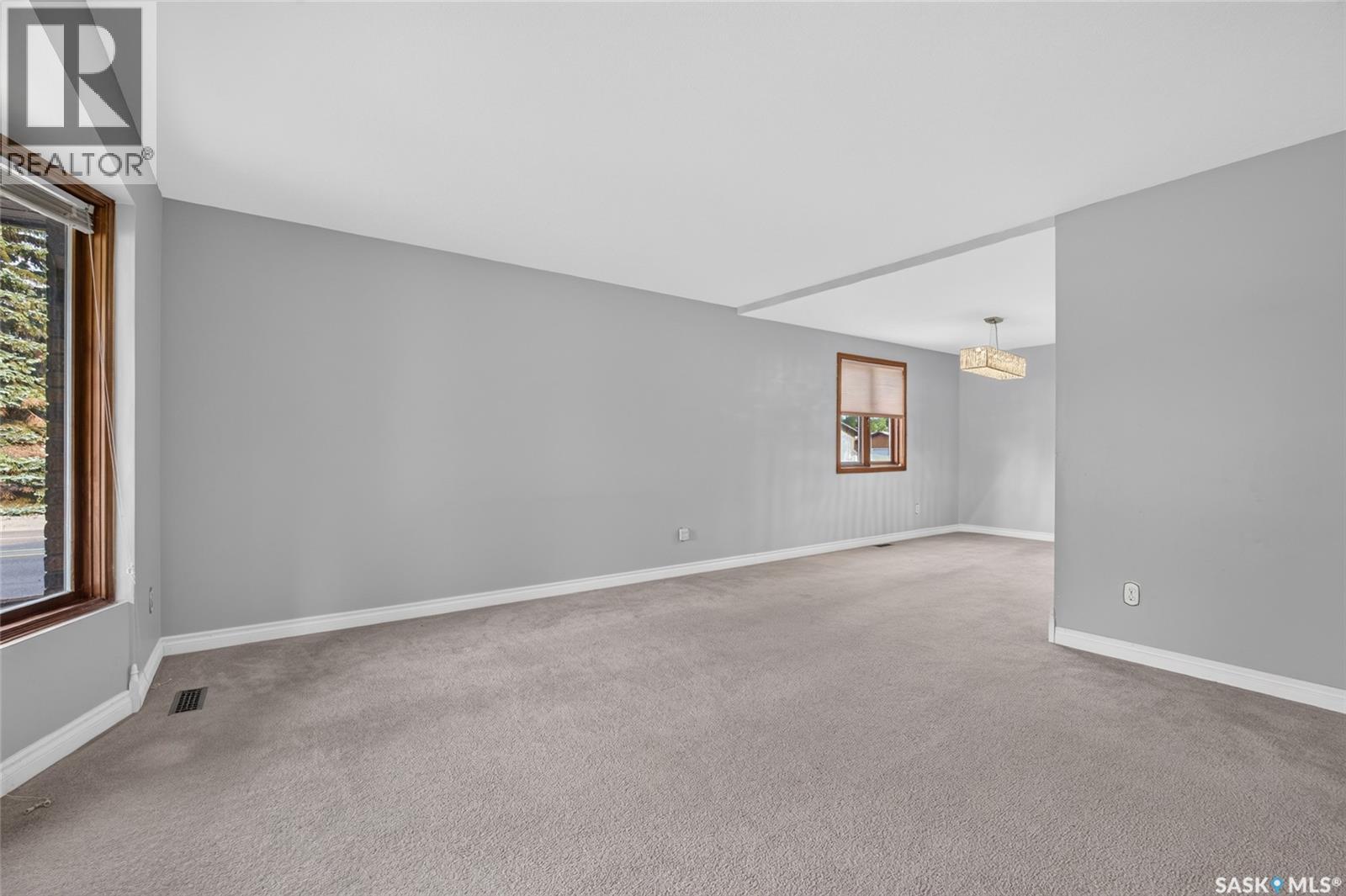 2054 Braun Bay, Regina, Saskatchewan  S4V 0M4 - Photo 8 - SK045369