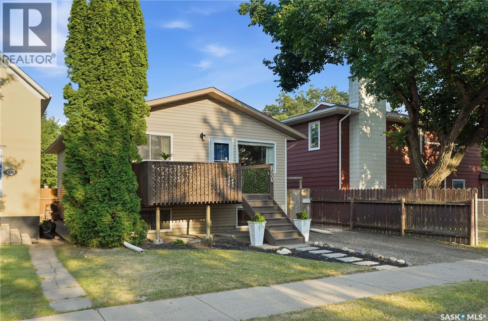 1605 Central Avenue, Saskatoon, Saskatchewan  S7N 2T4 - Photo 2 - SK045363