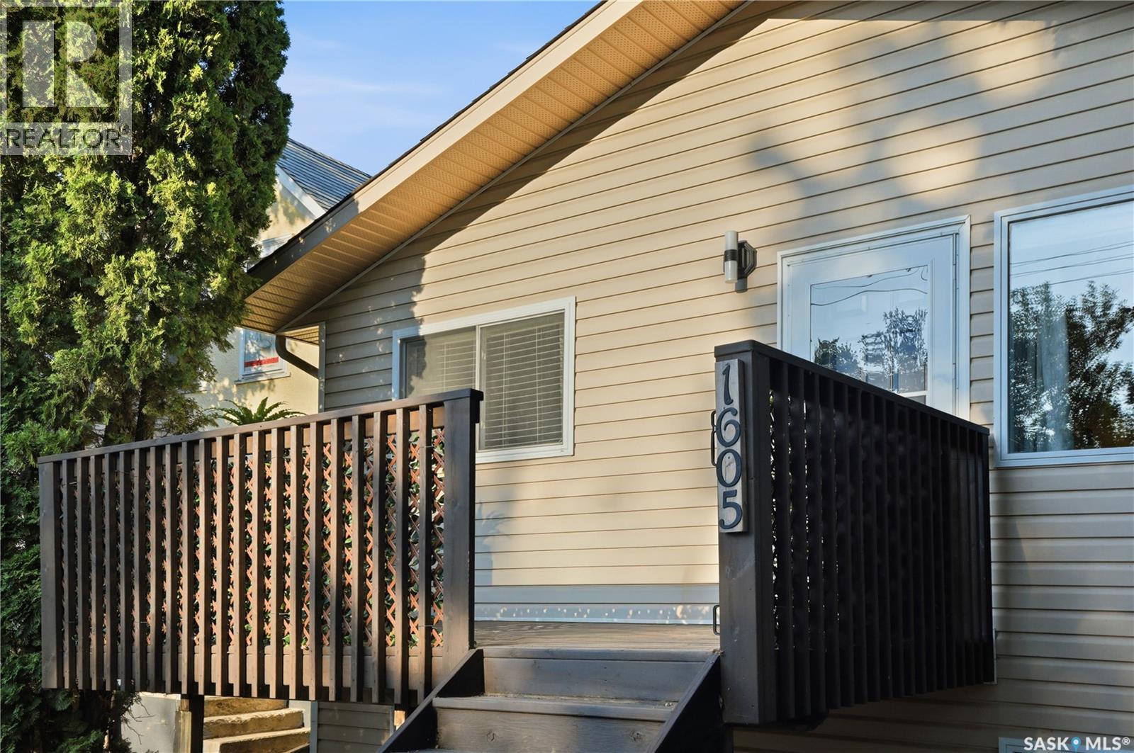 1605 Central Avenue, Saskatoon, Saskatchewan  S7N 2T4 - Photo 3 - SK045363