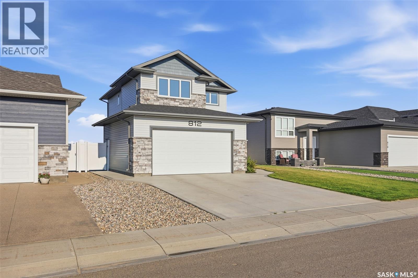 Sk S0k2t2 812 1st Avenue N, Warman, Saskatchewan  S0K 4S5 - Photo 2 - SK045360