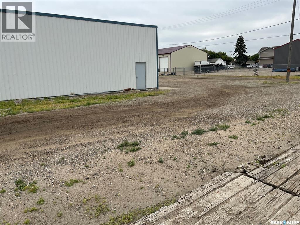 518 6th Street, Estevan, Saskatchewan  S4A 2L7 - Photo 12 - SK045353