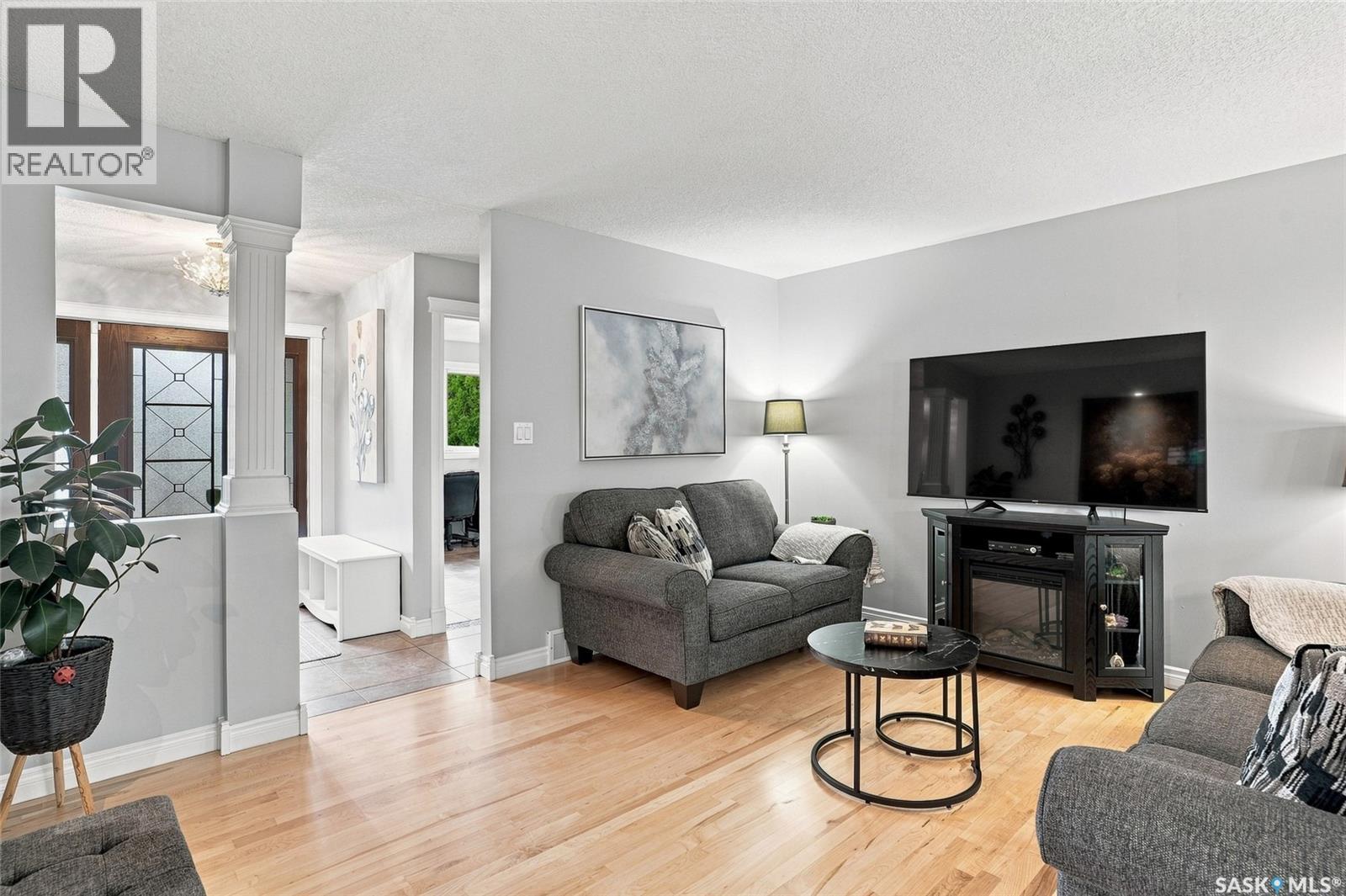 223 Egnatoff Crescent, Saskatoon, Saskatchewan  S7K 7S2 - Photo 6 - SK045326