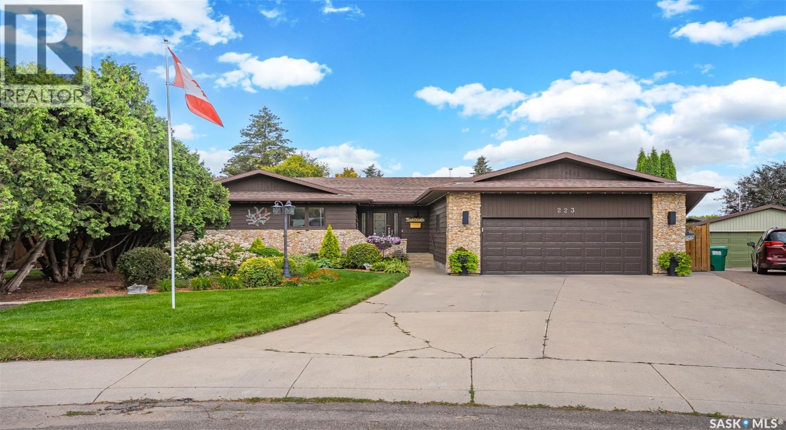 223 Egnatoff Crescent, Saskatoon, Saskatchewan  S7K 7S2 - Photo 63 - SK045326