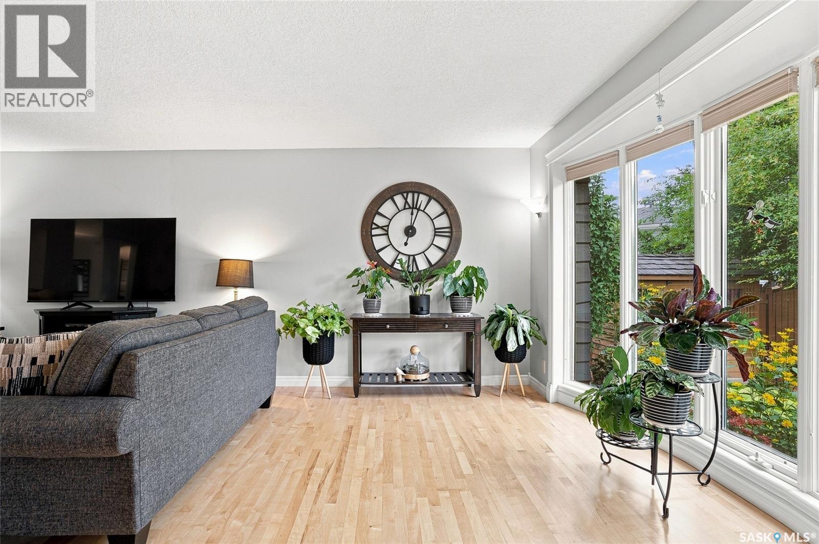 223 Egnatoff Crescent, Saskatoon, Saskatchewan  S7K 7S2 - Photo 9 - SK045326