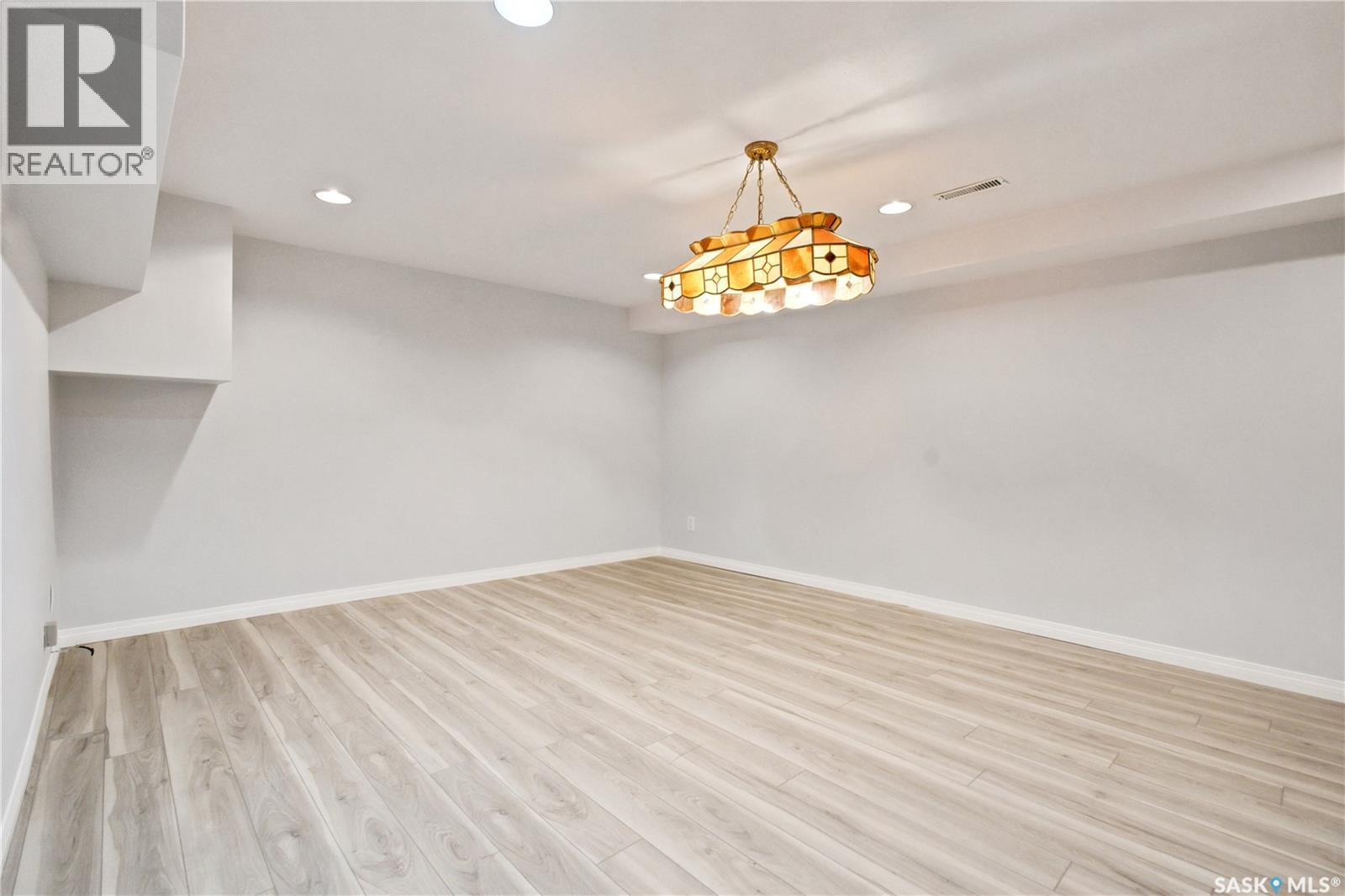 225 Clearwater Court, Saskatoon, Saskatchewan  S7K 3Y9 - Photo 43 - SK043628