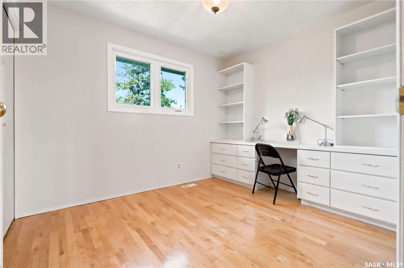 225 Clearwater Court, Saskatoon, Saskatchewan  S7K 3Y9 - Photo 37 - SK043628