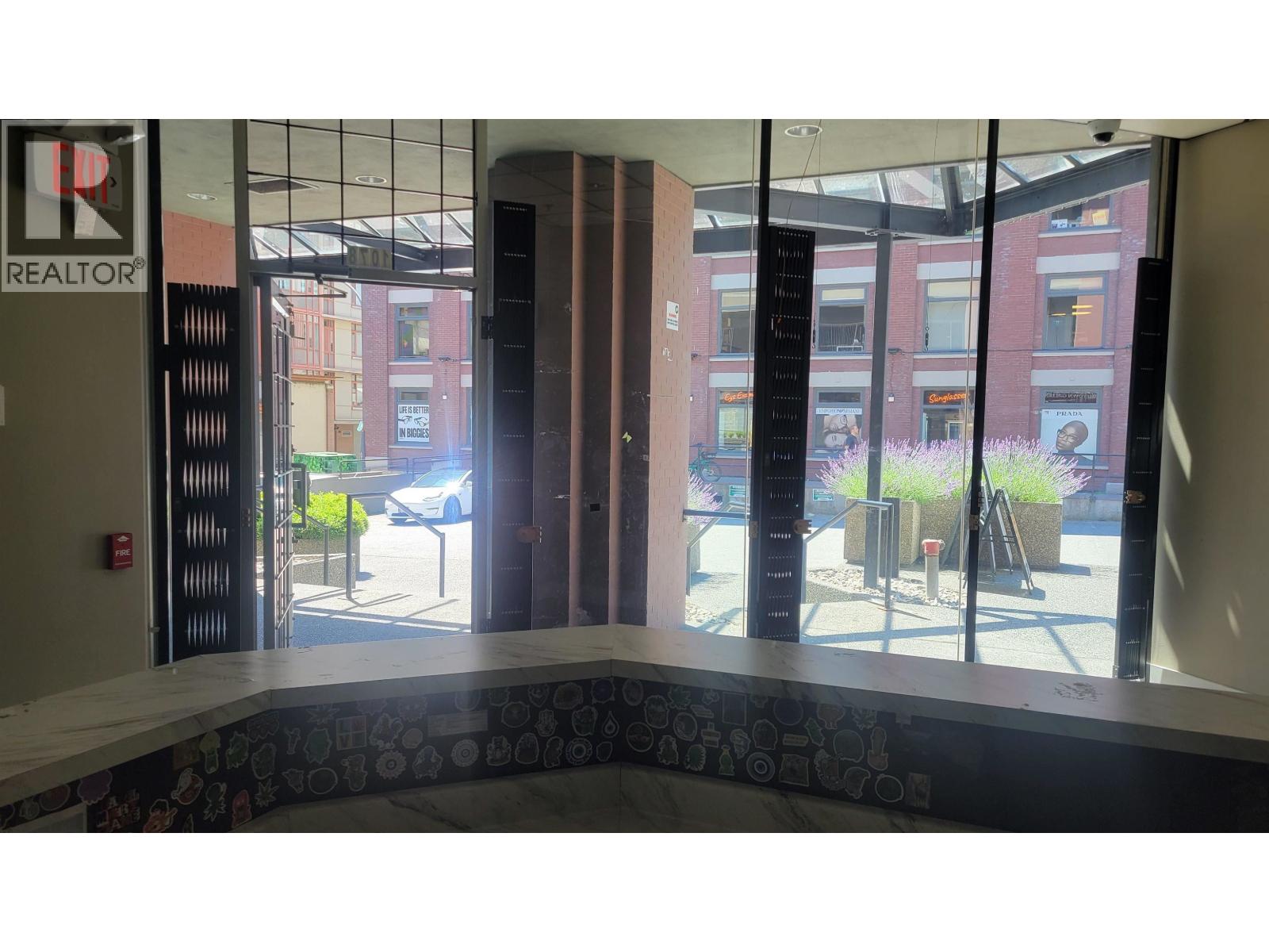 1078 MAINLAND STREET, Vancouver, British Columbia