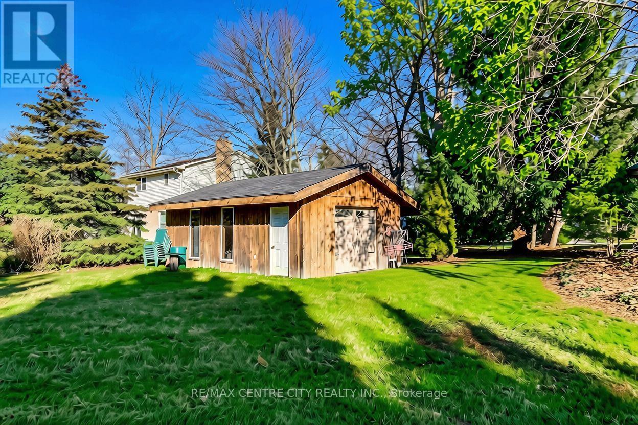 10308 Greenpark Drive, Southwold, Ontario  N5P 3T2 - Photo 23 - X13667540