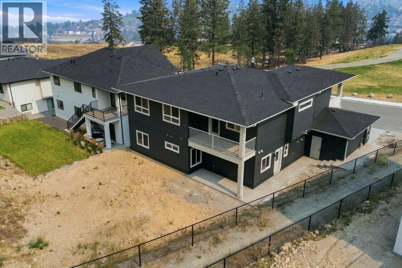 2071 Cortina Drive, Kelowna, British Columbia  V1P 1R3 - Photo 39 - 10397618
