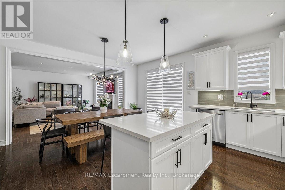 2400 Spring Meadow Way, Oakville, Ontario  L6M 0R6 - Photo 21 - W13667554