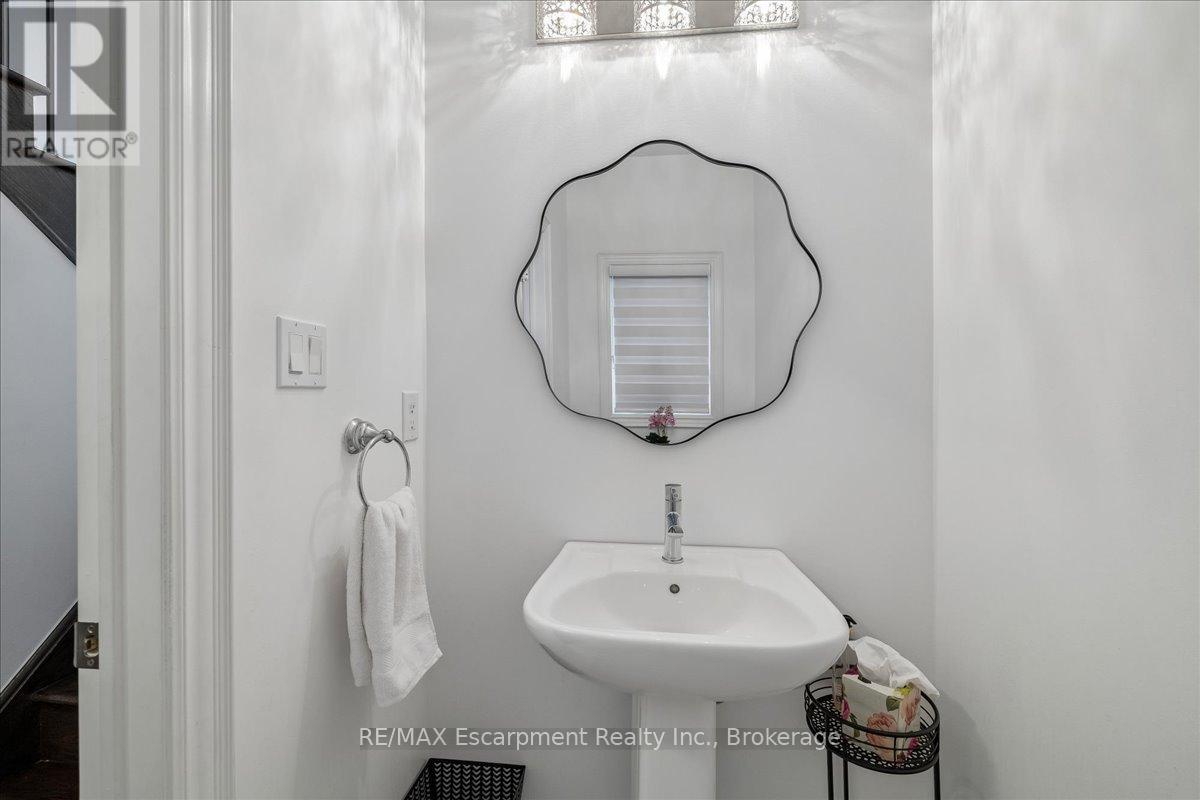 2400 Spring Meadow Way, Oakville, Ontario  L6M 0R6 - Photo 22 - W13667554
