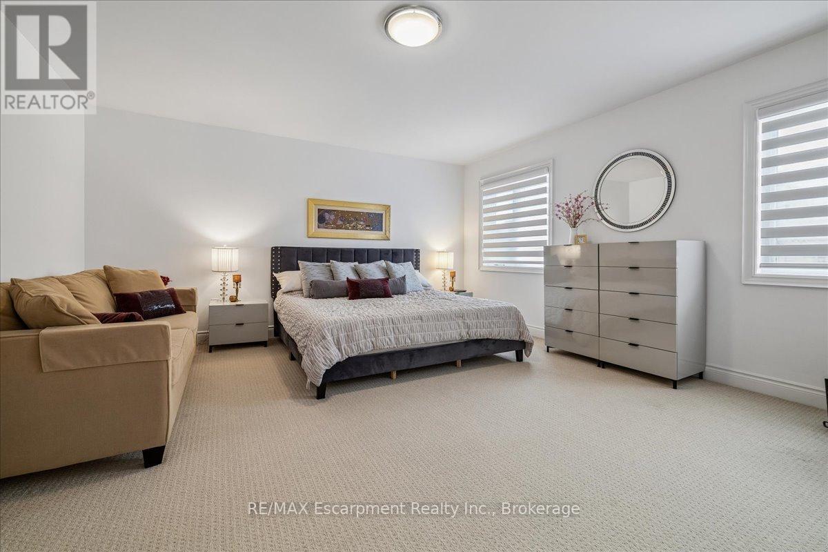 2400 Spring Meadow Way, Oakville, Ontario  L6M 0R6 - Photo 25 - W13667554