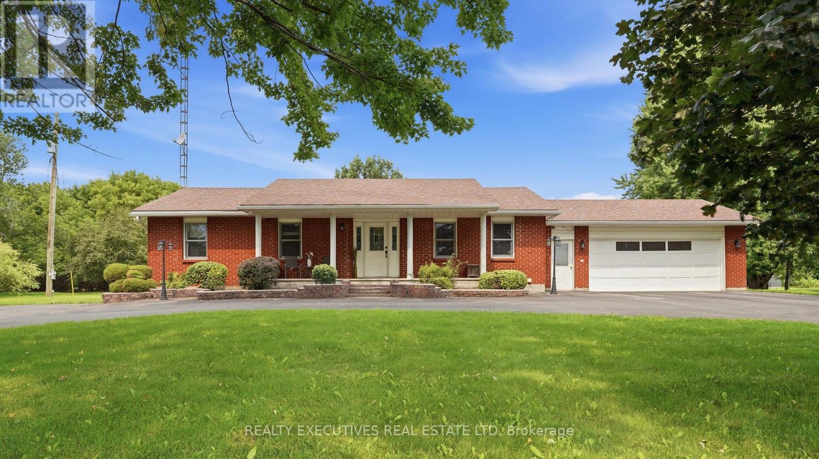 12505 BARKLEY ROAD, South Dundas, Ontario