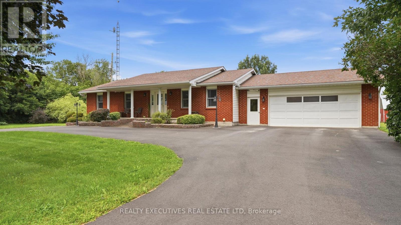 12505 Barkley Road, South Dundas, Ontario K0C 2H0 - Photo 3 - X13667528
